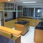 Duplex 2 bed 195 sq.m at kiarti thanee sukhumvit 31 to rent Kitchen