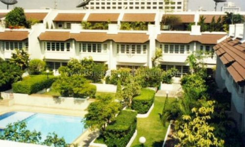 RENT The Natural Place Sukhumvit 31 Oriental Styled Elegant 3 Bed Townhouse