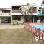 Detached 3 bed with study ekamai house for rent with private pool