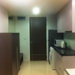 15-Sukhumvit-Residences-1-bed-near-nana-BTS-to-rent-entrancce