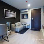 Rhythm-Sathorn-mid-floor-modern-1-bed-39-sq-livingroom