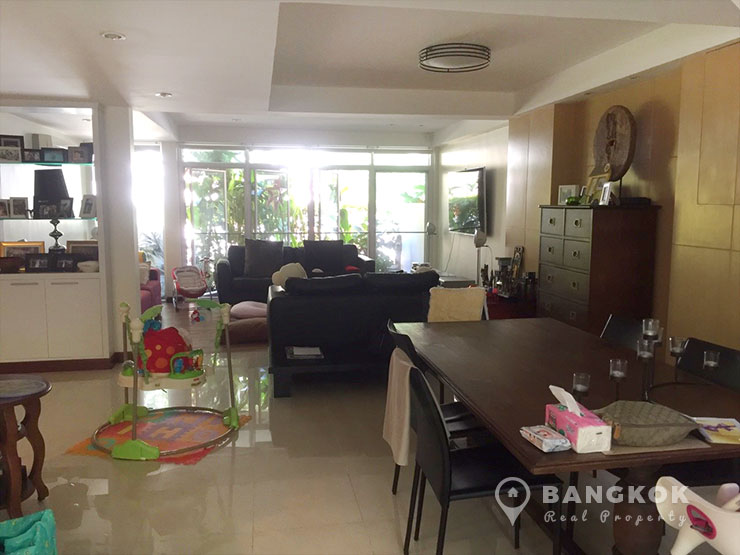 Semi Detached House for Rent in Ekamai 3 bed 3 bath 1 maid with shared swimming pool near BTS