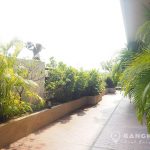 The Roof Garden On Nut High floor 3 bed 3 bath 250 sq.m to rent