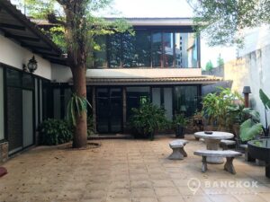 Rama 4 | Detached 3 Bed 4 Bath Home Office photo