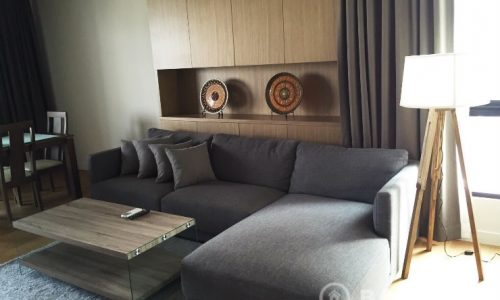 Icon III Spacious Newly Renovated 2 Bed 2 Bath in Thonglor to rent