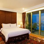 The Lakes Stunning 2 Bed 2 Bath Penthouse overlooking Asoke for sale