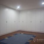 Grand Ville House 2 Spectacular Newly Renovated 4 + 1 Bed in Asoke to rent