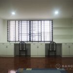 Grand Ville House 2 Spectacular Newly Renovated 4 + 1 Bed in Asoke to rent