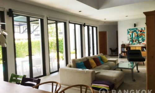 Modern Spacious 4 Bed Thonglor House with Private Pool to rent