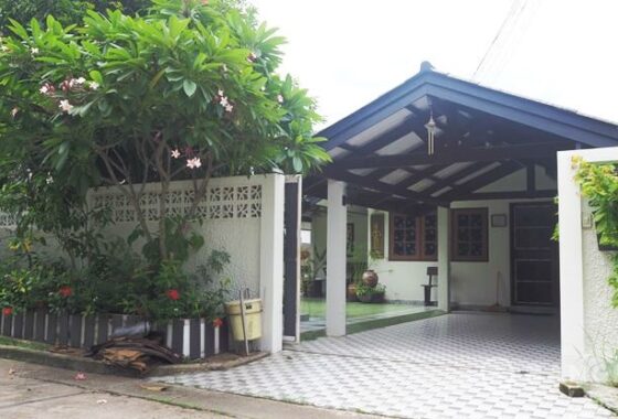 Sammakorn Village Detached 3 bed 2 bath house
