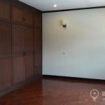 Spacious Detached 3 Bed Srinakarin House in Secure Compound to rent