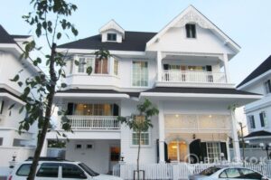 Fantasia Villa 3 | 4 Bed House near Bangkok Patana photo