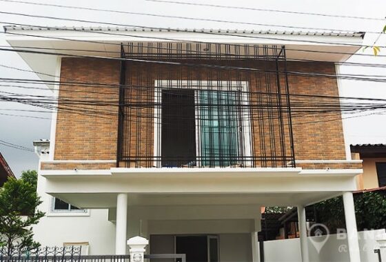 Sammakorn Ramkhamhaeng Renovated Detached 2 Bed 3 Bath House for sale