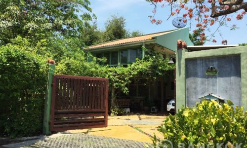 Sammakorn Village Ramkhamhaeng Detached 4 Bed House with Garden for sale