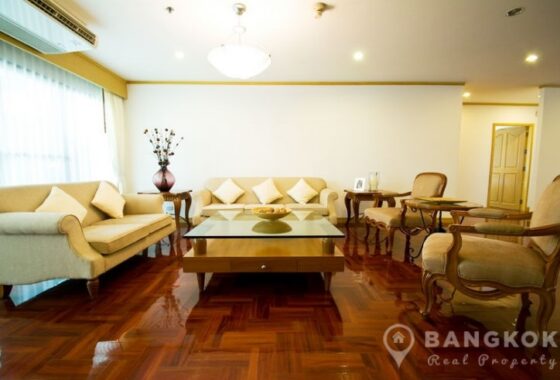 Centrally Located Spacious 3 Bed 4 Bath Phrom Phong Apartment to rent