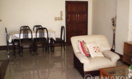 pikul-place-sathorn-spacious-3-bed-2-bath-near-chong-nonsi-bts-for-sale