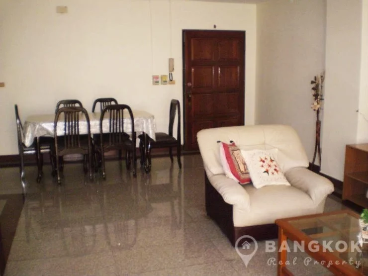 pikul-place-sathorn-spacious-3-bed-2-bath-near-chong-nonsi-bts-for-sale
