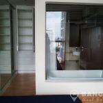 Le Luk Spacious Modern 1 Bedroom Condo near Phra Khanong BTS to rent