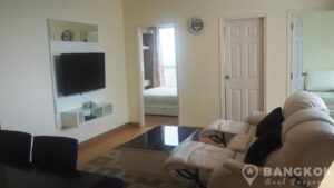 Life Sukhumvit | Modern 2 Bed 2 Bath near BTS photo