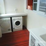Newly Renovated Spacious 3 Bed 3 Bath On Nut Townhouse to rent