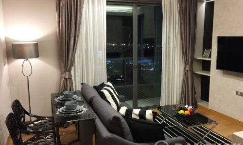 The Lumpini 24 Stylish Modern 2 Bed East Facing Condo to rent