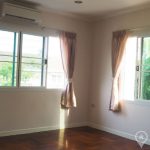 Renovated Detached 4 Bed 5 Bath large garden Laddawan Srinakarin House to rent