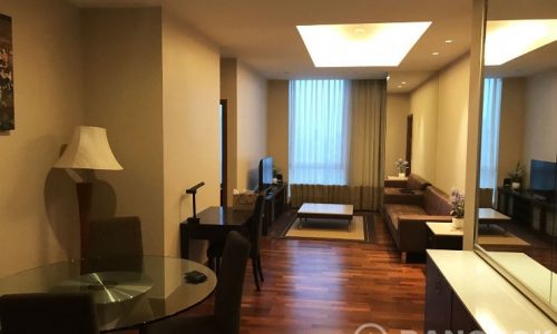 Sky Villas Sathorn Spacious Modern 2 Bed 2 Bath near Chong Nonsi BTS to rent