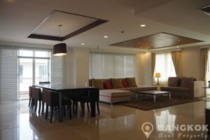 Phrom Phong | Renovated Spacious 3+1 Bed near EmQuartier photo