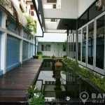 Spacious Detached Thonglor House with 4 Beds 4 Baths near BTS to rent