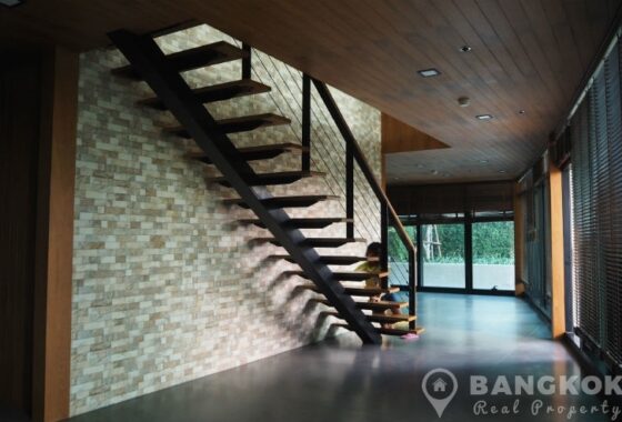 The River Condominium Stunning Duplex 1 Bed with Private Terrace to rent