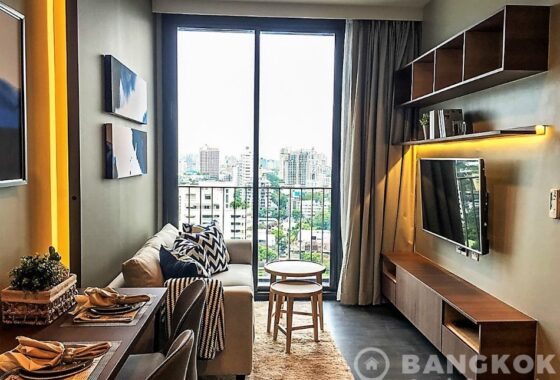 Edge Sukhumvit 23 Brand New 1st Rental High Floor 1 Bed to rent near BTS