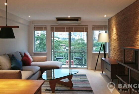 Raintree Villa Stunning Renovated 2 Bed 1 Bath in Thonglor for Sale
