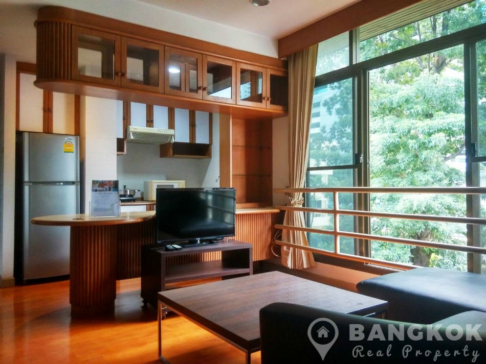 Very Spacious 1 Bed 1 Bath Apartment in Asoke near MRT to rent