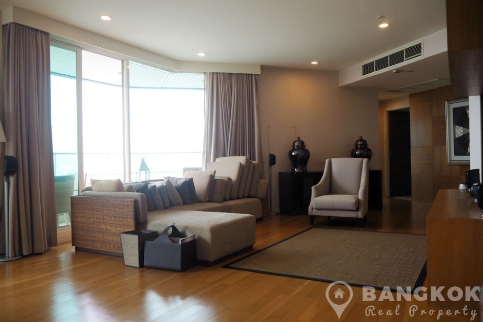 Watermark Chaophraya Elegant Spacious 3 Bed 4 Bath with River Views to rent