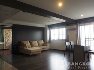 Sammakorn Condo Ramkhamhaeng | Spacious 1 Bed 1 Bath photo