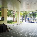 Sammakorn Village Detached Spacious 4 +1 Bed 4 Bath with Garden to Rent