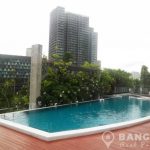 Von Napa Sukhumvit 38 Spacious High Floor 1 Bed with Garden Views near BTS to Rent