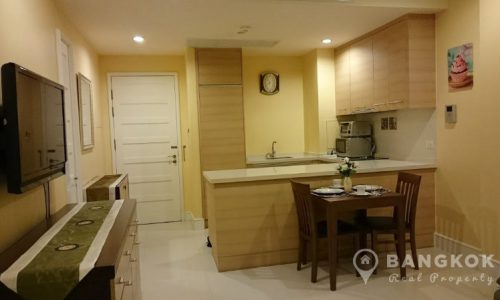 Aguston Sukhumvit 22 Spacious Modern Corner 1 Bed 1 Bath Condo for Sale