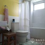 Sammakorn Condominium Renovated High Floor 1+1 Bed 1 Bath for Sale