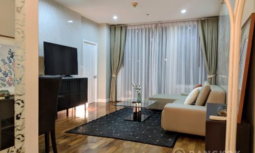 Siri Residence Renovated Spacious 1 Bed 1 Bath near EM District to Rent
