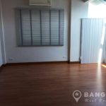 Detached Modern 3 Bed Ramkamhaeng Wongwaen House to Rent
