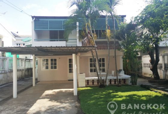 Sammakorn Village Renovated Detached 2 Bed 2 Bath House to Rent