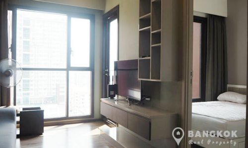 Wyne Sukhumvit Spacious Modern 1 Bed 1 Bath Condo Investment for Sale