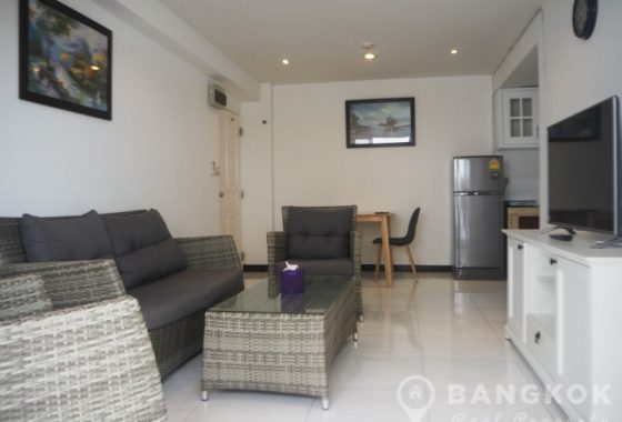 Sammakorn Condo Ramkhamhaeng Spacious Modern 2 Bed 1 Bath to rent