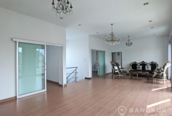 RENT Sammakorn Village Ramkhamhaeng - Spacious Detached 3 bed 4 bath house