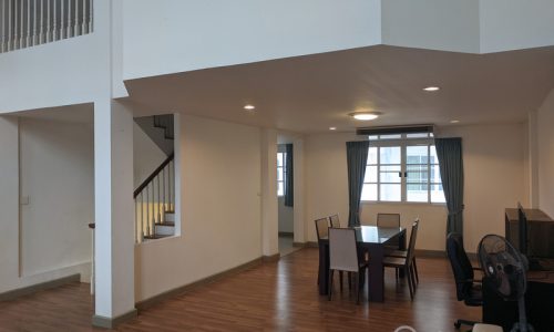 RENT Plus City Park Sukhumvit 101.1 -Spacious 3 Bed 4 Bath Townhouse near Punnawithi BTS