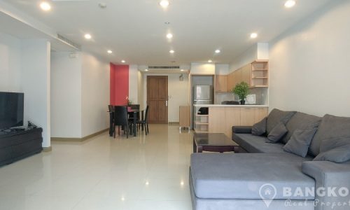 RENT The Rise Sukhumvit 39 in Phrom Phong Spacious High Floor 2 Bed 2 Bath near Emquartier