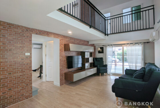 RENT Sammakorn Village Ramkhamhaeng Renovated Detached 4 Bed 5 bath House with Garden