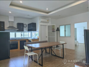 Sammakorn Village | High Floor 2+1 Bed Apartment photo