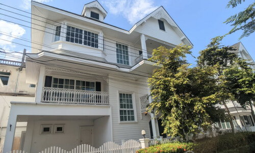 RENT Fantasia Villa 3 แฟนตาเซีย วิลล่า 3 Detached 4 Bed house near bangkok Patana